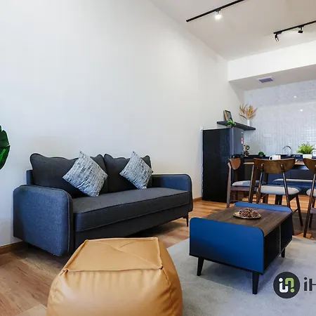 The Quartz Melaka By I Housing Apartment Exterior photo