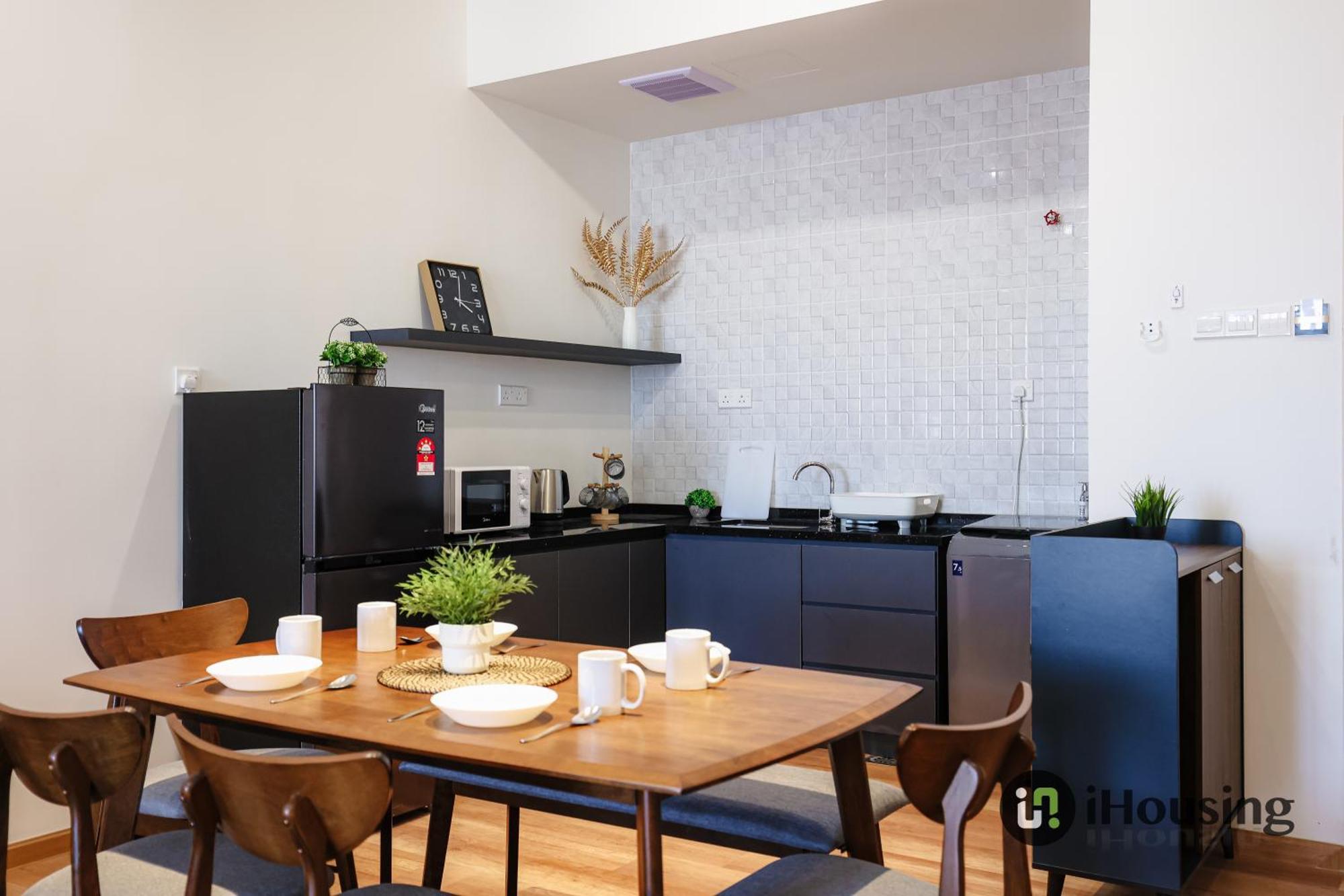 The Quartz By I Housing Apartment *